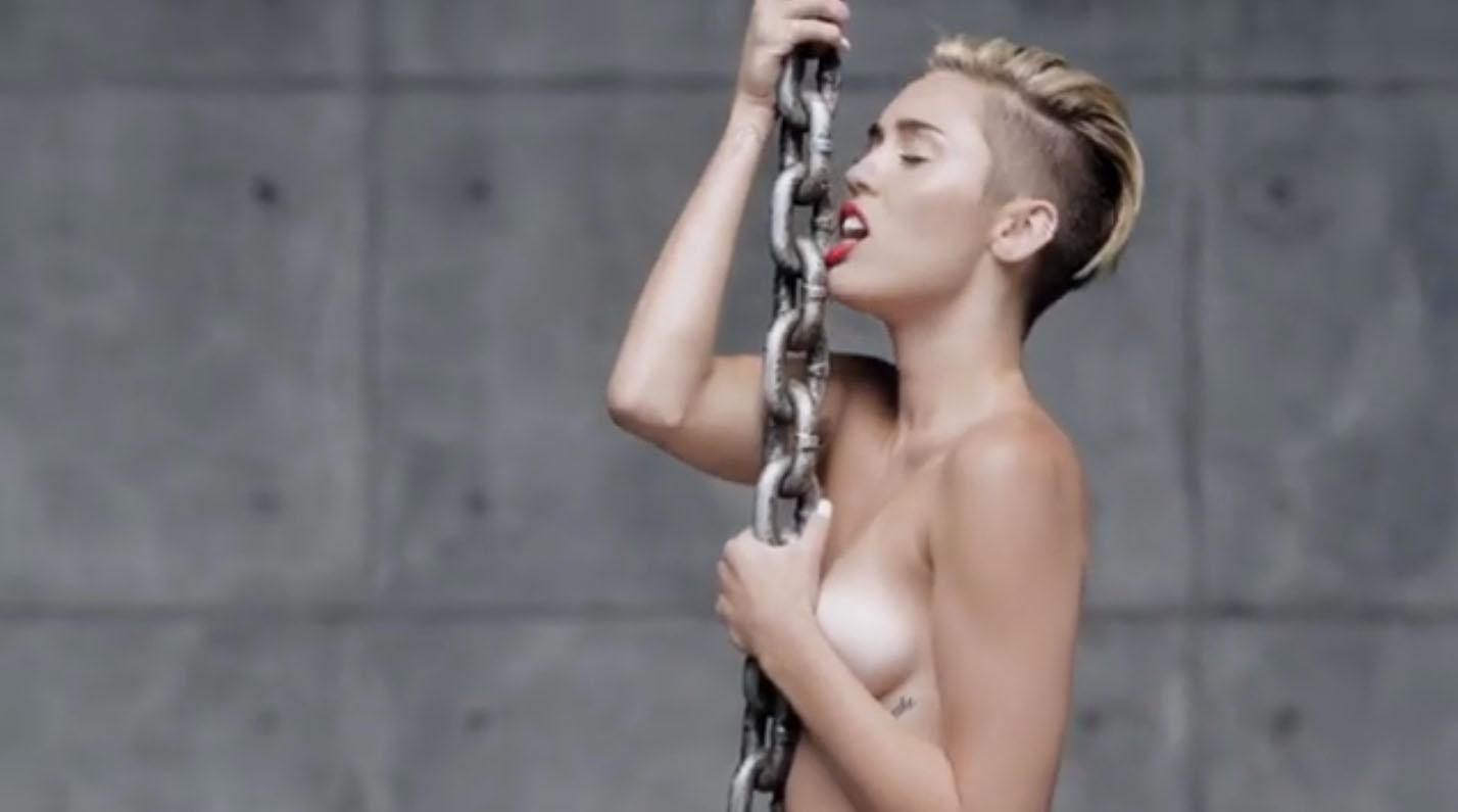 aaron mickey recommends Miley Cyrus Naked On Wrecking Ball