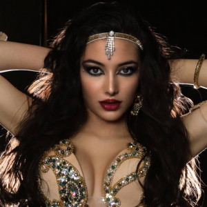 dede barbu recommends Monroe Sweet Belly Dance