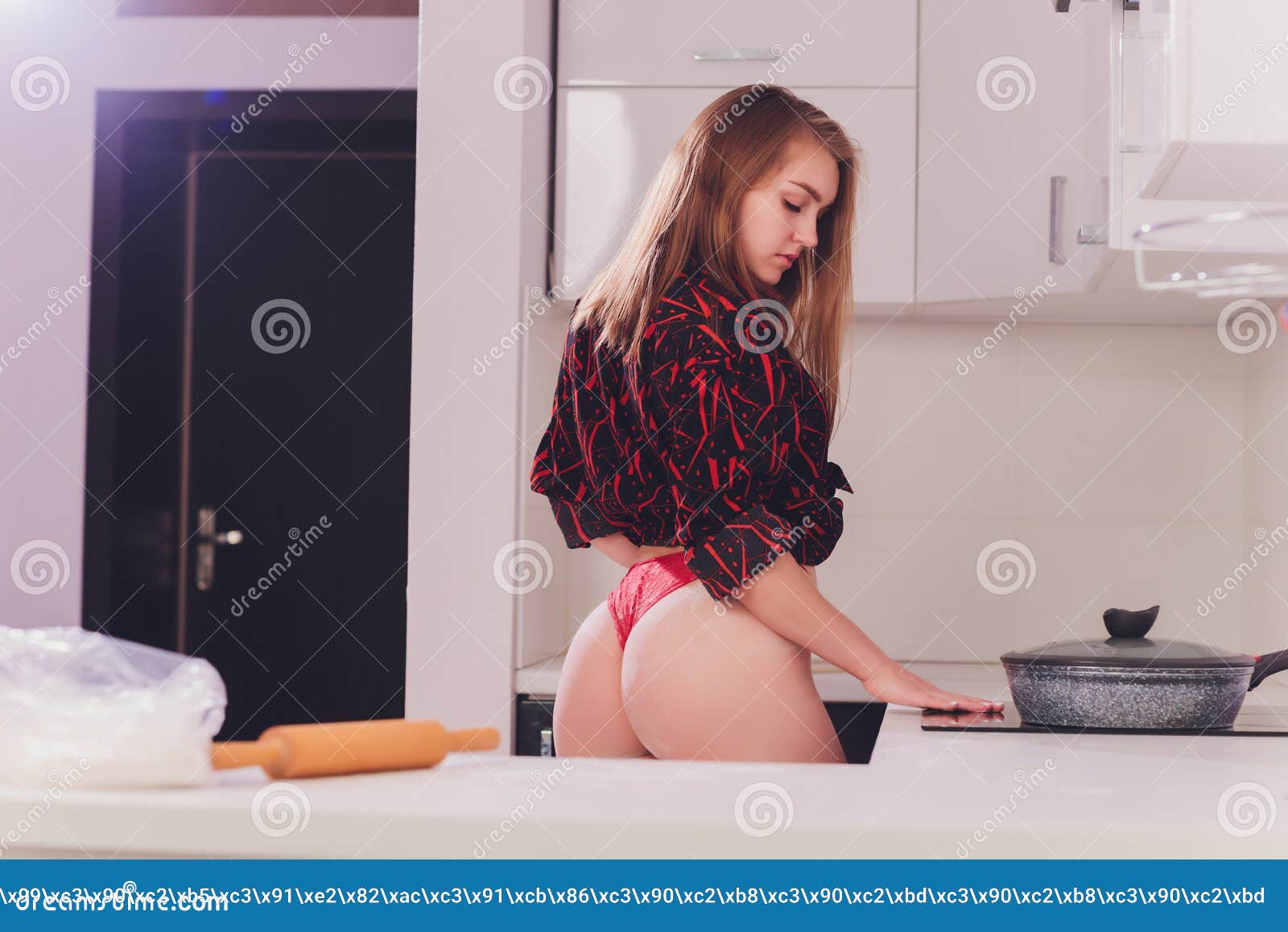 naked girl in kitchen