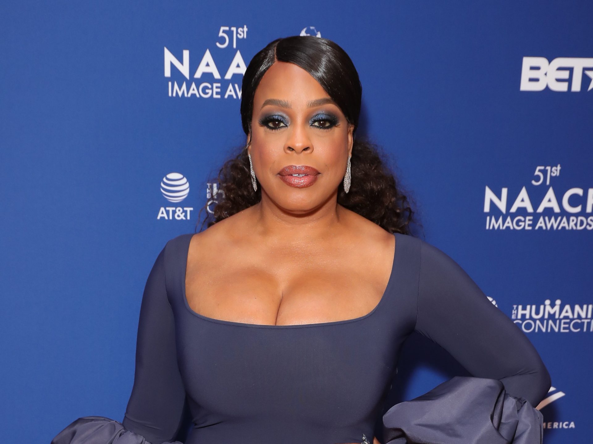 debbie thursfield recommends Niecy Nash Big Tits