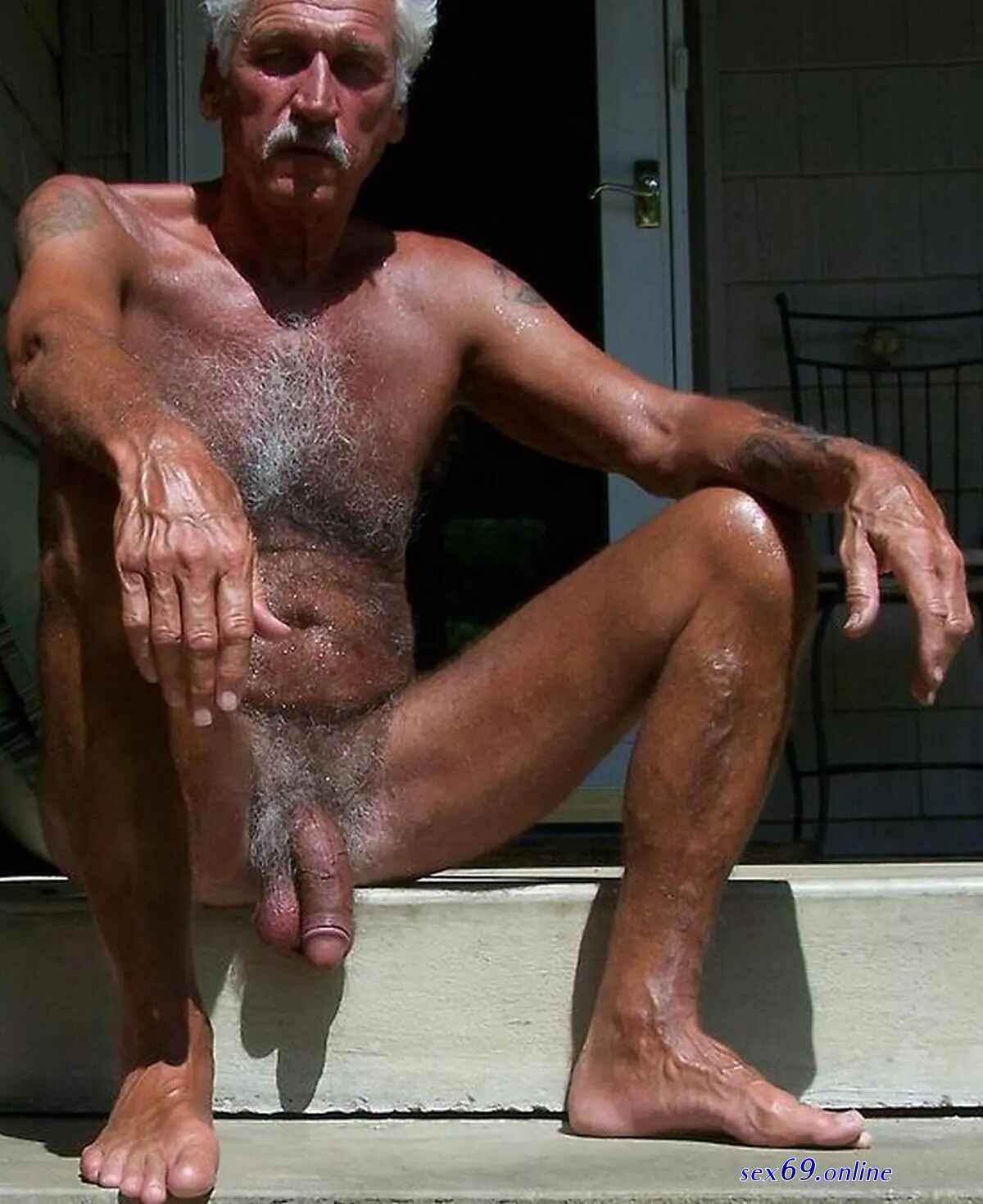 chris vandermaal recommends Old Man Thick Cock