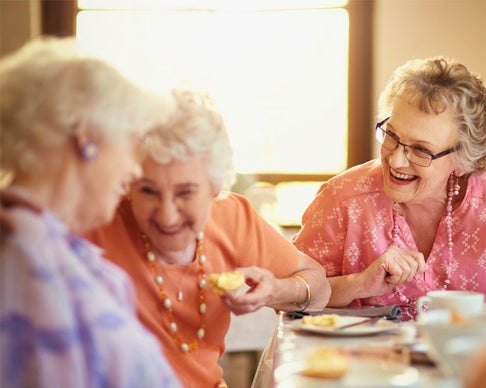 danqerk lozano recommends Older Women Eating Come