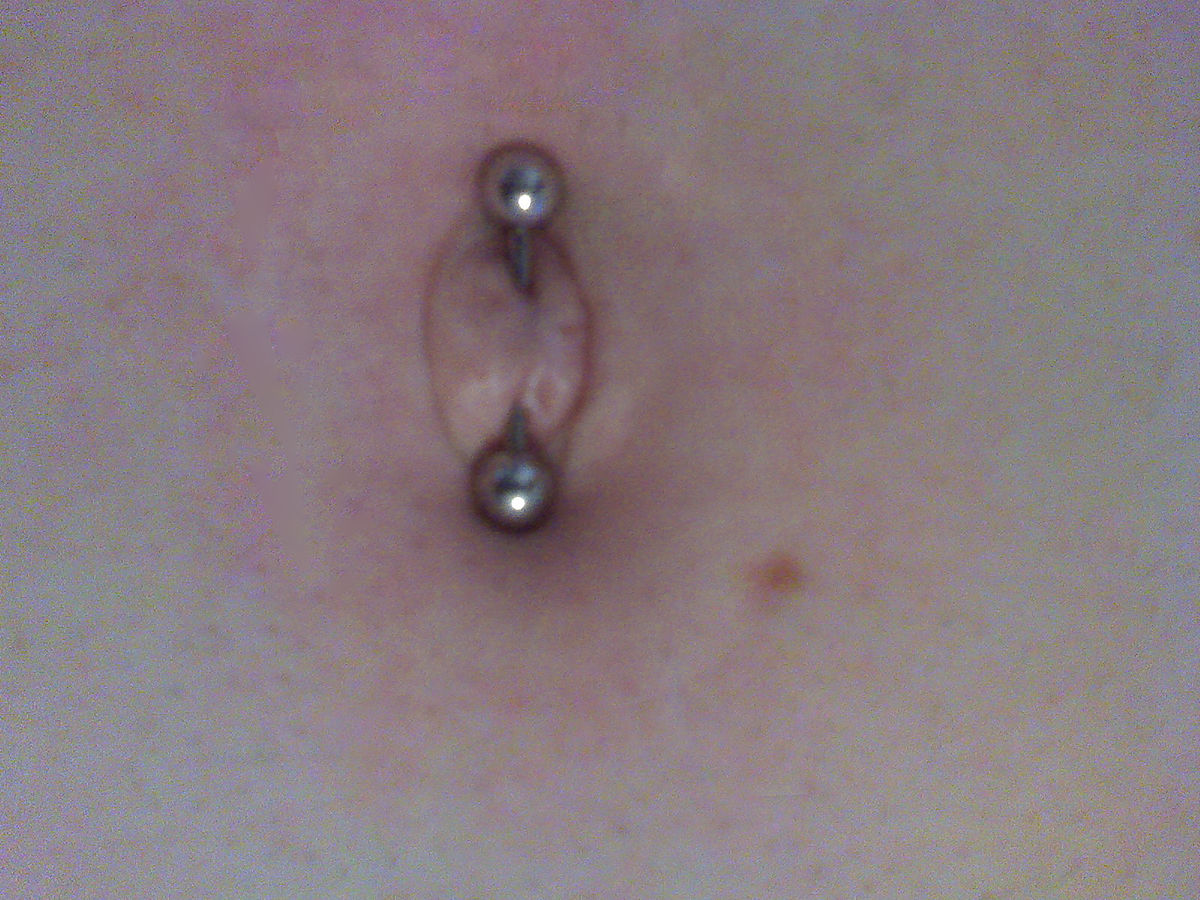 Outie Belly Button Ring giral moves