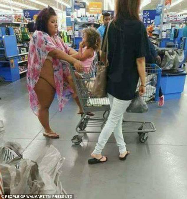 People Of Walmart Nudity solo tubes