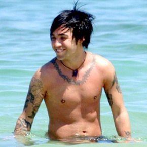 aidan buhagiar recommends pete wentz nude pics pic