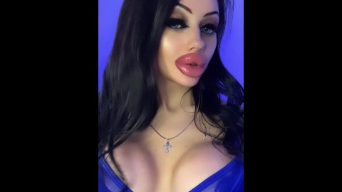 donna grau recommends Porn Star Fake Tits Big Lips