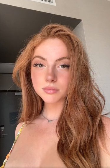 alex deutsch recommends Redheads With Big Tits