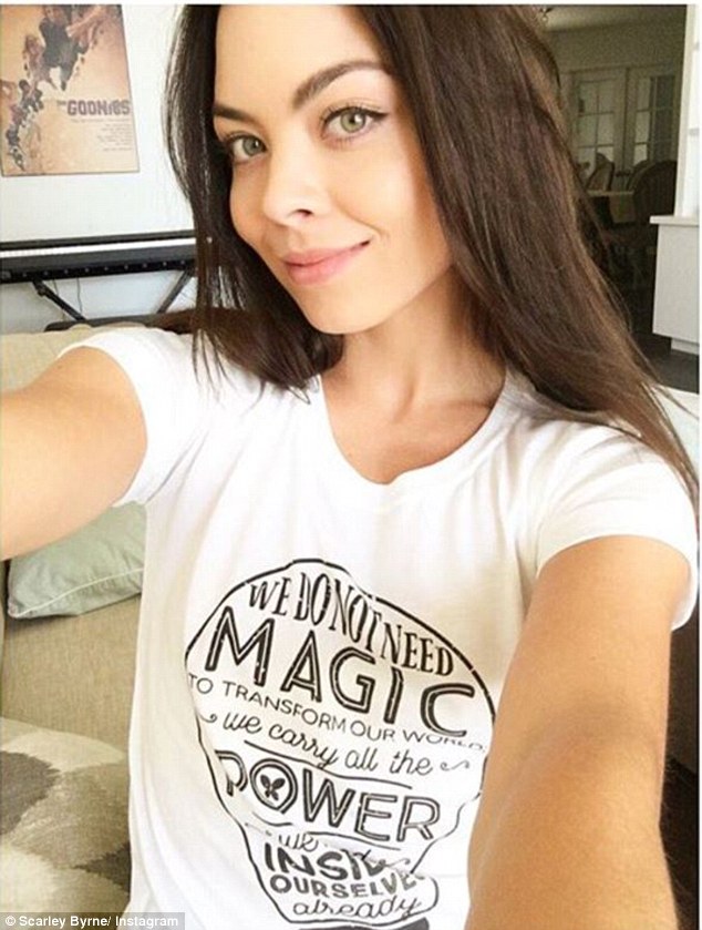cally williams recommends Scarlett Byrne Hot