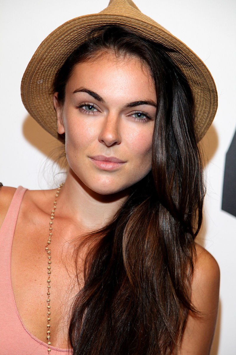 aster chan add serinda swan fansite photo