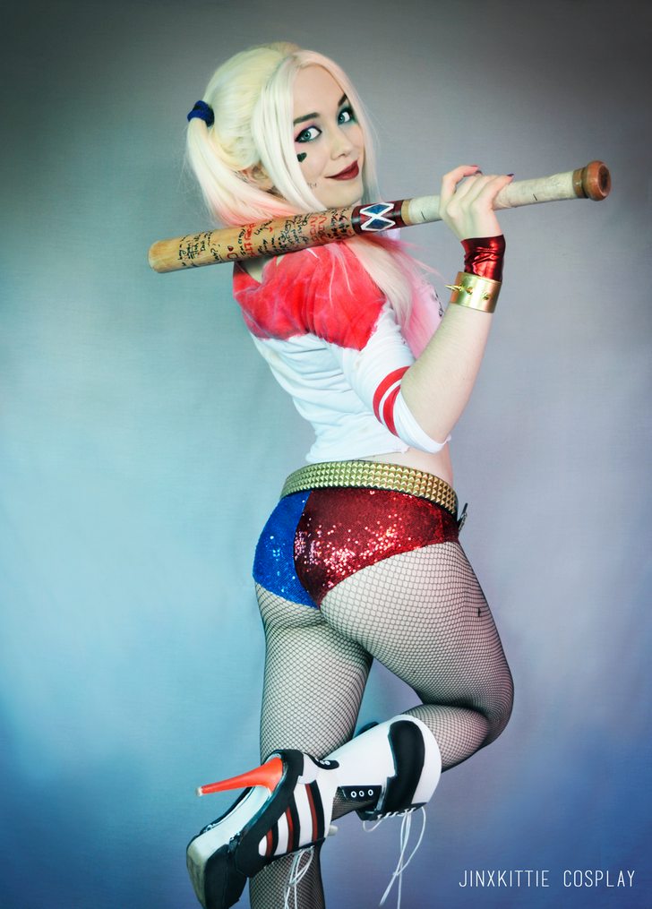 bob log share suicide squad harley quinn bent over photos