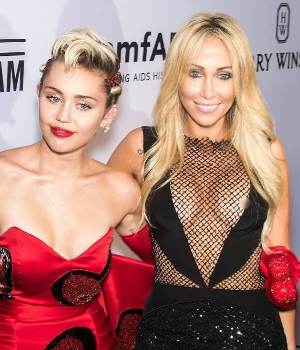 amy schuyler recommends tish cyrus nude pic
