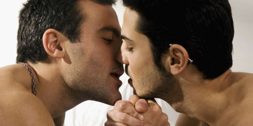 brian zanghi recommends Two Hot Guys Making Out
